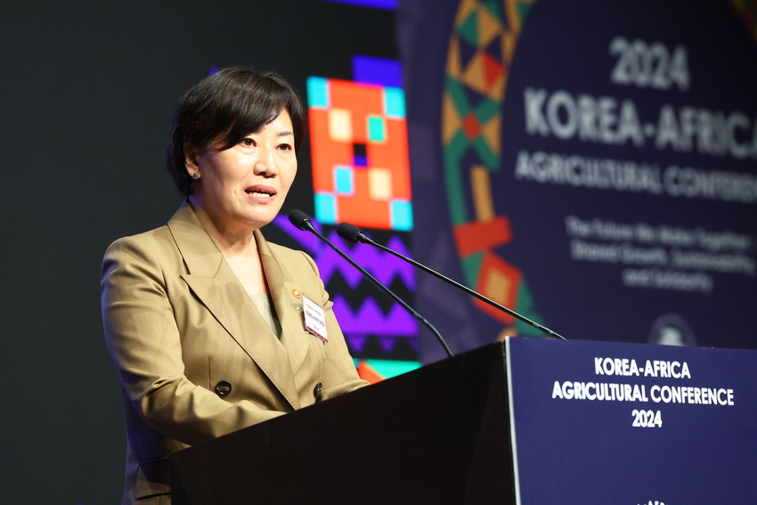 송미령 장관이 한-아프리카 컨퍼런스에서 환영사 중이다. (사진/농림축산식품부)
